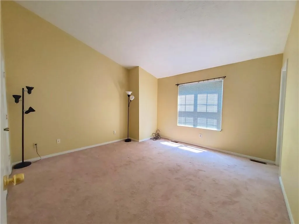 1702 Queen Anne Court, Sandy Springs, Georgia 30350, 2 Bedrooms Bedrooms, ,2 BathroomsBathrooms,Residential,Sold,1702 Queen Anne Court,6761131