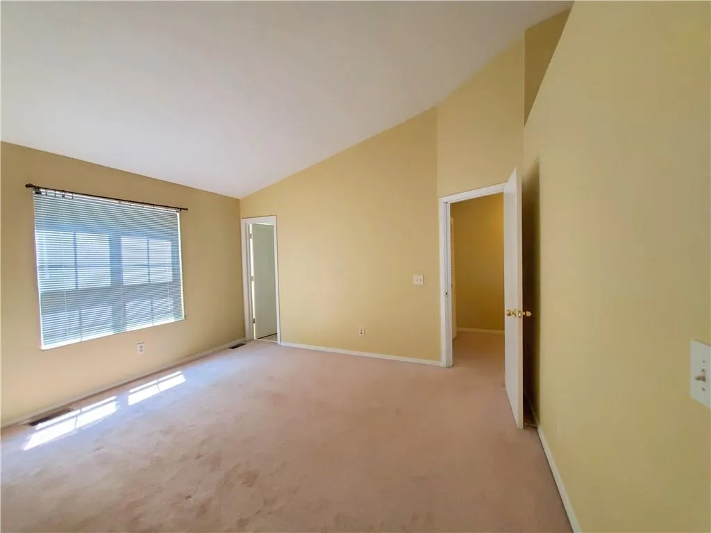 1702 Queen Anne Court, Sandy Springs, Georgia 30350, 2 Bedrooms Bedrooms, ,2 BathroomsBathrooms,Residential,Sold,1702 Queen Anne Court,6761131