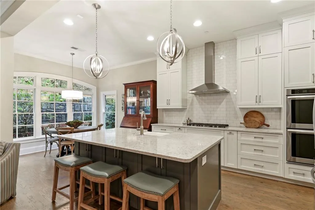 333 Riversedge Drive, Atlanta, Georgia 30339, 4 Bedrooms Bedrooms, ,4 BathroomsBathrooms,Residential,Sold,333 Riversedge Drive,7027946