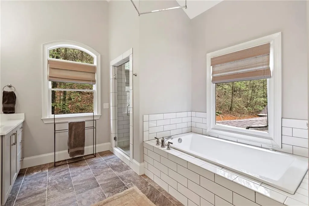 333 Riversedge Drive, Atlanta, Georgia 30339, 4 Bedrooms Bedrooms, ,4 BathroomsBathrooms,Residential,Sold,333 Riversedge Drive,7027946