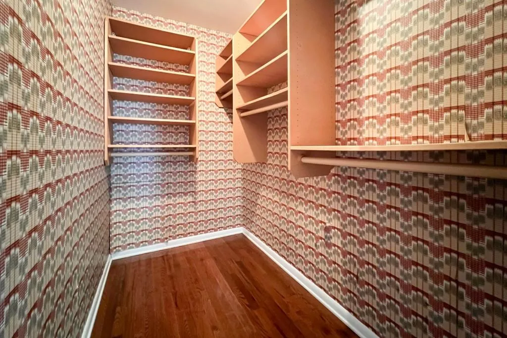 100 Biscayne Drive Nw Unit D7, Atlanta, Georgia 30309, 1 Bedroom Bedrooms, ,1 BathroomBathrooms,Residential,For Sale,100 Biscayne Drive Nw Unit D7,7574393