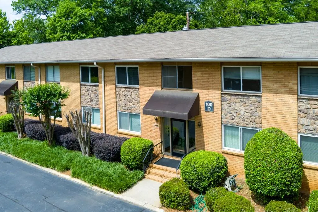 100 Biscayne Drive Nw Unit D7, Atlanta, Georgia 30309, 1 Bedroom Bedrooms, ,1 BathroomBathrooms,Residential,For Sale,100 Biscayne Drive Nw Unit D7,7574393