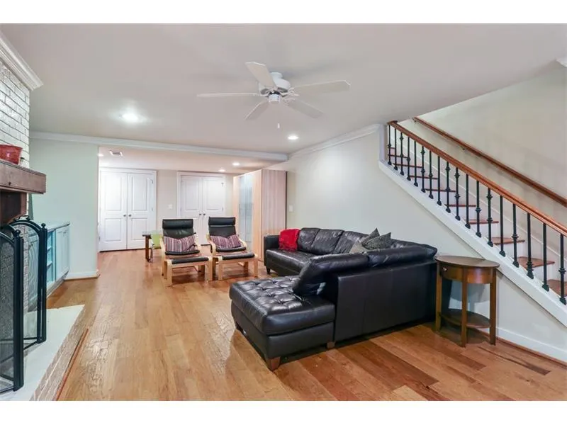 310 Riverhill Drive, Sandy Springs, Georgia 30328, 5 Bedrooms Bedrooms, ,4 BathroomsBathrooms,Residential,Sold,310 Riverhill Drive,5788162