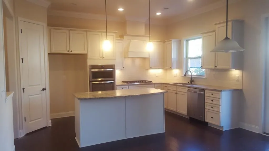 125 Austin Drive, Sandy Springs, Georgia 30328, 4 Bedrooms Bedrooms, ,3 BathroomsBathrooms,Residential,Sold,125 Austin Drive,5614676