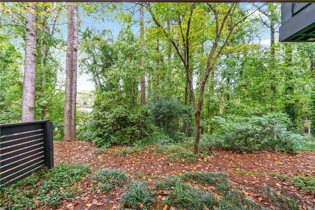 11 Forrest Place, Atlanta, Georgia 30328, 3 Bedrooms Bedrooms, ,3 BathroomsBathrooms,Residential,Sold,11 Forrest Place,7700680