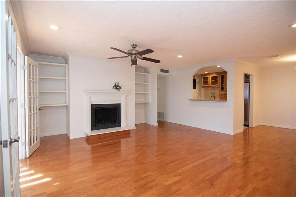 616 Summit North Drive Ne Unit 616, Atlanta, Georgia 30324, 2 Bedrooms Bedrooms, 0 ,2 BathroomsBathrooms,Residential,For Sale,616 Summit North Drive Ne Unit 616,7694238