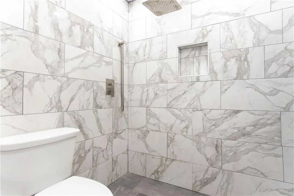 616 Summit North Drive Ne Unit 616, Atlanta, Georgia 30324, 2 Bedrooms Bedrooms, 0 ,2 BathroomsBathrooms,Residential,For Sale,616 Summit North Drive Ne Unit 616,7694238
