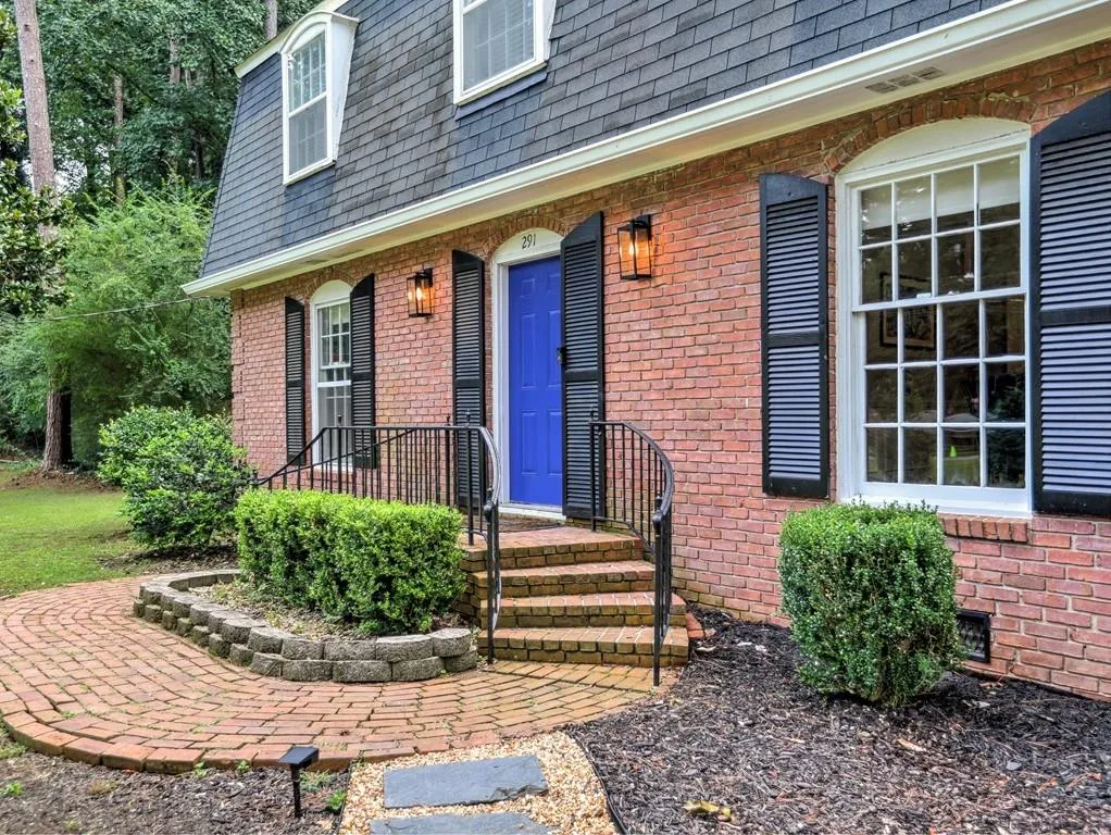 291 Dalrymple Road, Atlanta, Georgia 30328, 4 Bedrooms Bedrooms, ,2 BathroomsBathrooms,Residential,Sold,291 Dalrymple Road,6943656