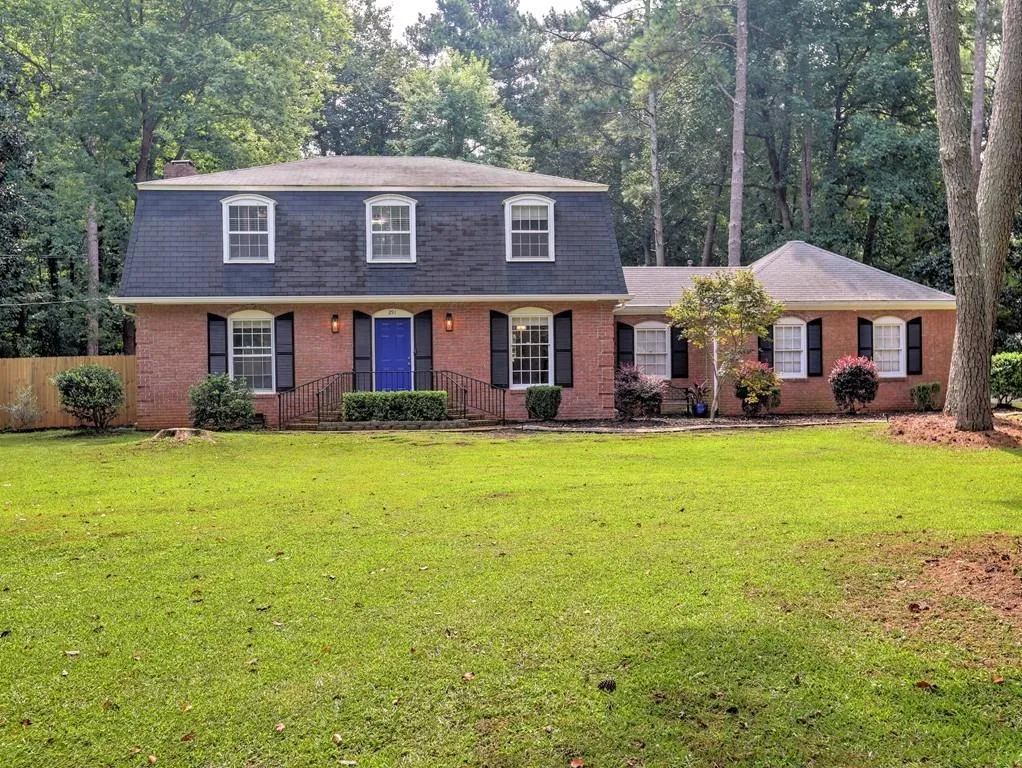 291 Dalrymple Road, Atlanta, Georgia 30328, 4 Bedrooms Bedrooms, ,2 BathroomsBathrooms,Residential,Sold,291 Dalrymple Road,6943656