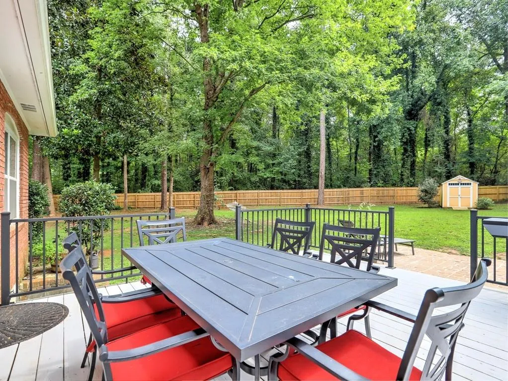 291 Dalrymple Road, Atlanta, Georgia 30328, 4 Bedrooms Bedrooms, ,2 BathroomsBathrooms,Residential,Sold,291 Dalrymple Road,6943656