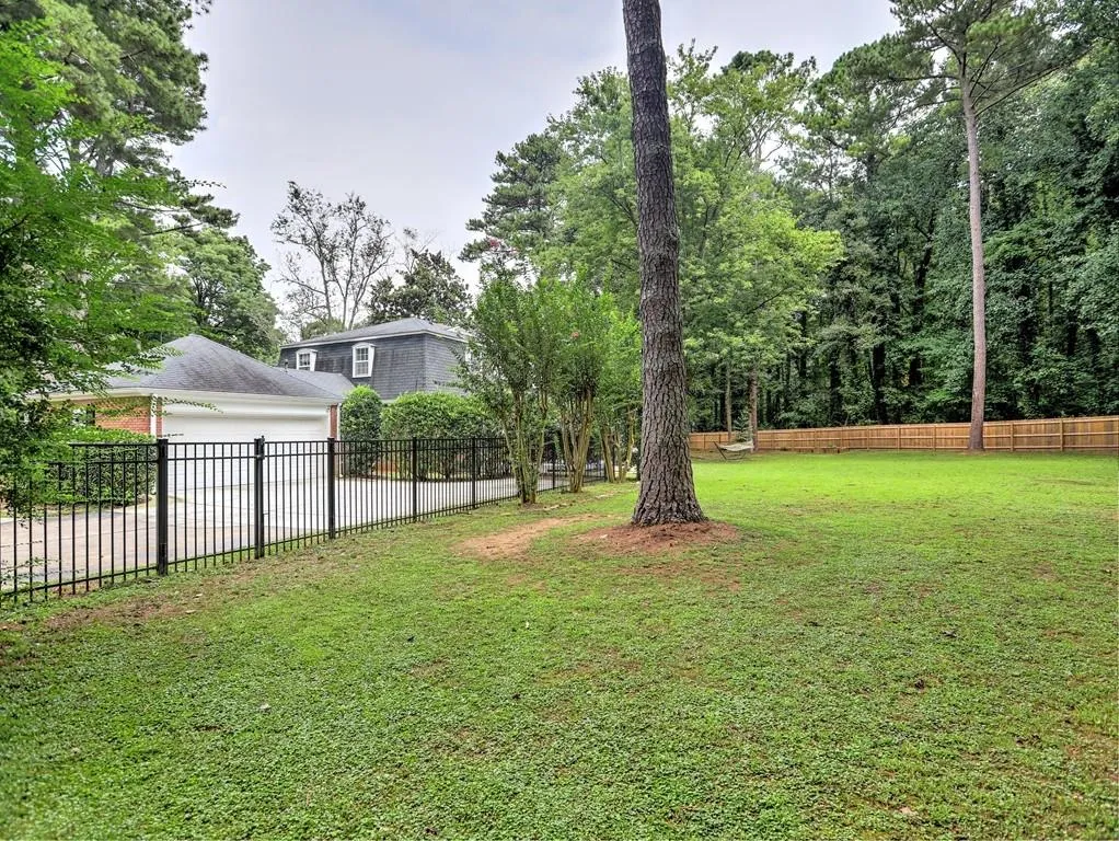 291 Dalrymple Road, Atlanta, Georgia 30328, 4 Bedrooms Bedrooms, ,2 BathroomsBathrooms,Residential,Sold,291 Dalrymple Road,6943656