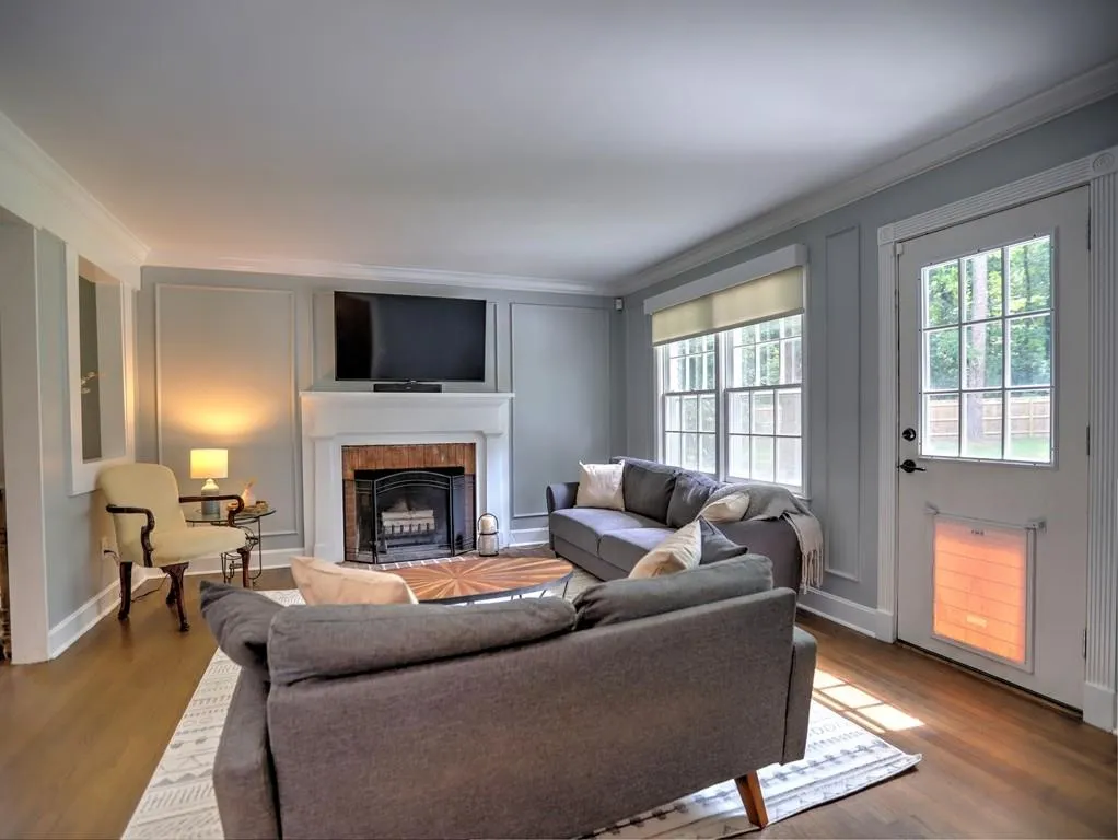 291 Dalrymple Road, Atlanta, Georgia 30328, 4 Bedrooms Bedrooms, ,2 BathroomsBathrooms,Residential,Sold,291 Dalrymple Road,6943656