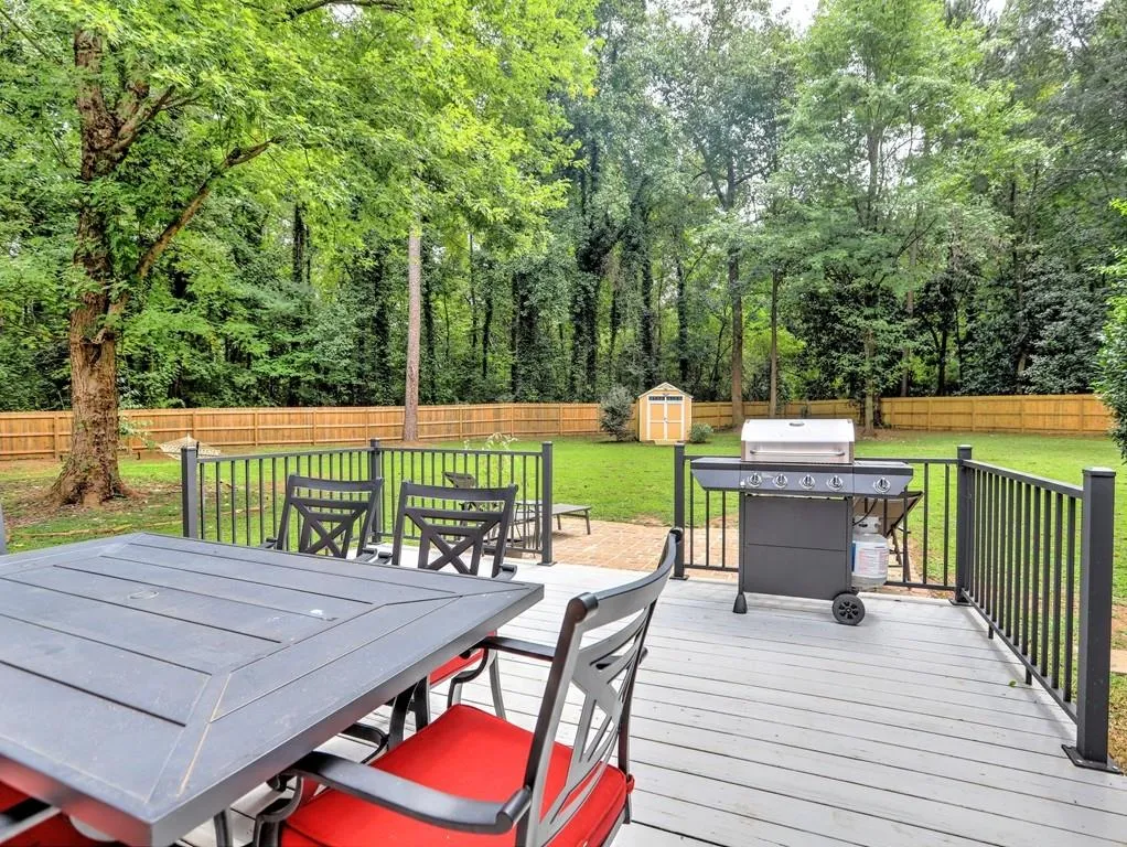 291 Dalrymple Road, Atlanta, Georgia 30328, 4 Bedrooms Bedrooms, ,2 BathroomsBathrooms,Residential,Sold,291 Dalrymple Road,6943656