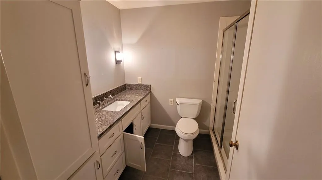 264 Devonwood Drive, Atlanta, Georgia 30328, 4 Bedrooms Bedrooms, ,4 BathroomsBathrooms,Residential,Sold,264 Devonwood Drive,6937452