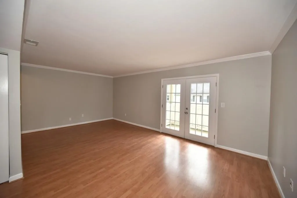 6900 Roswell Road Unit Q8, Atlanta, Georgia 30328, 2 Bedrooms Bedrooms, ,2 BathroomsBathrooms,Residential,Sold,6900 Roswell Road Unit Q8,5748410