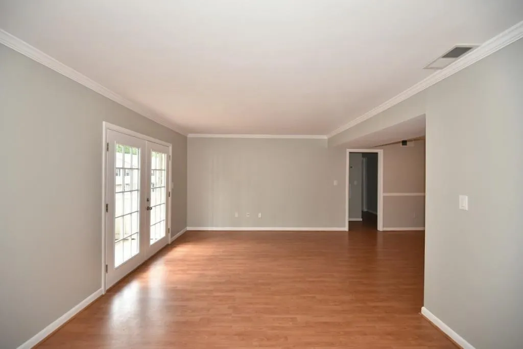 6900 Roswell Road Unit Q8, Atlanta, Georgia 30328, 2 Bedrooms Bedrooms, ,2 BathroomsBathrooms,Residential,Sold,6900 Roswell Road Unit Q8,5748410