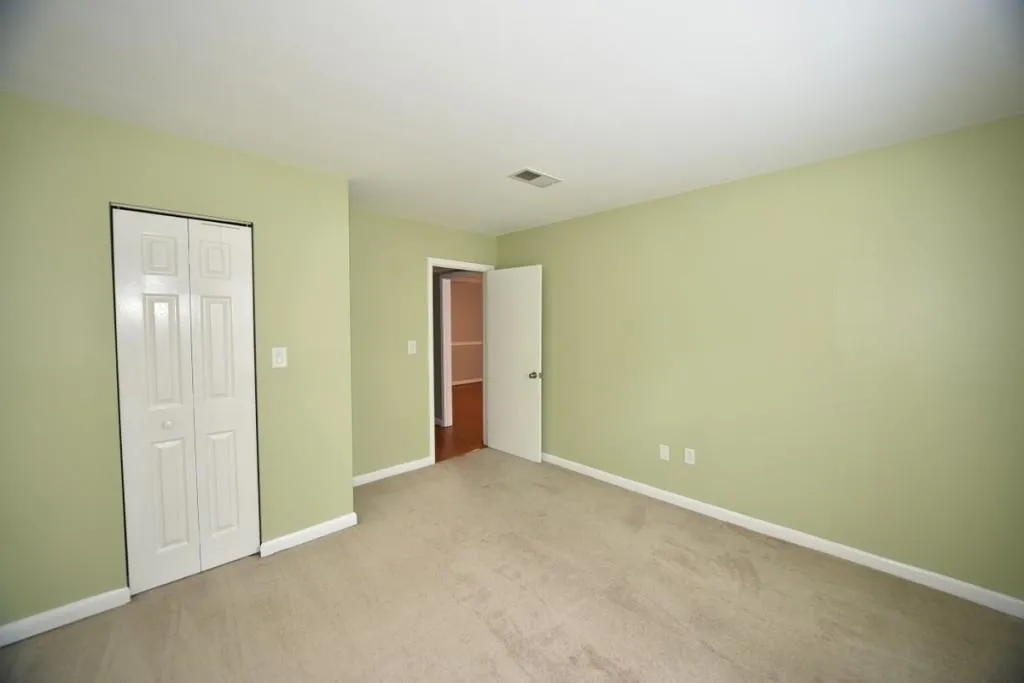 6900 Roswell Road Unit Q8, Atlanta, Georgia 30328, 2 Bedrooms Bedrooms, ,2 BathroomsBathrooms,Residential,Sold,6900 Roswell Road Unit Q8,5748410