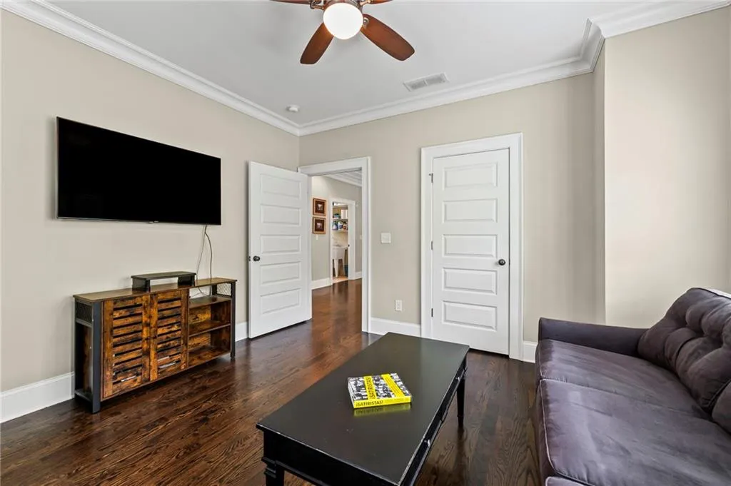 2292 Pembrook Place Ne, Atlanta, Georgia 30324, 4 Bedrooms Bedrooms, ,4 BathroomsBathrooms,Residential,For Sale,2292 Pembrook Place Ne,7619749