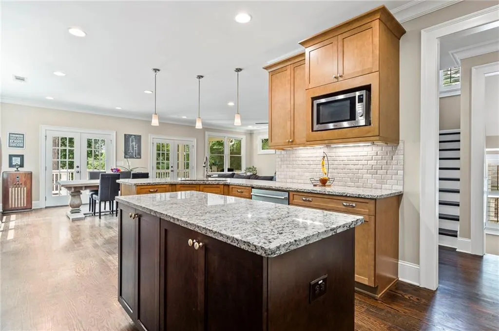 2292 Pembrook Place Ne, Atlanta, Georgia 30324, 4 Bedrooms Bedrooms, ,4 BathroomsBathrooms,Residential,For Sale,2292 Pembrook Place Ne,7619749