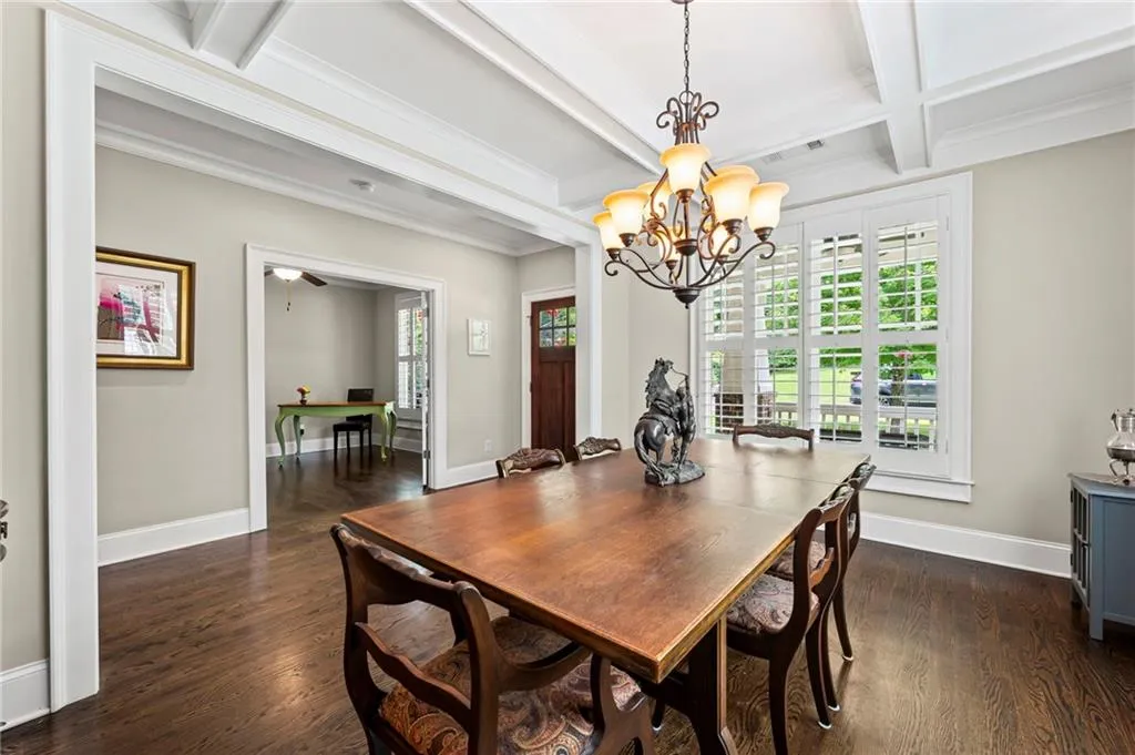 2292 Pembrook Place Ne, Atlanta, Georgia 30324, 4 Bedrooms Bedrooms, ,4 BathroomsBathrooms,Residential,For Sale,2292 Pembrook Place Ne,7619749