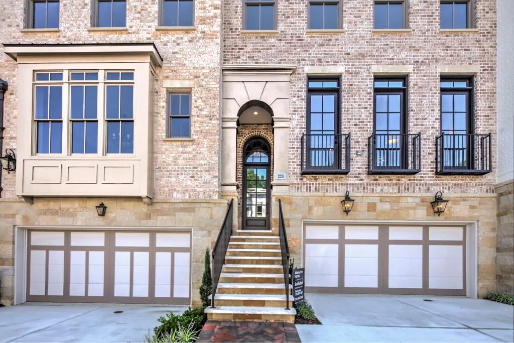 5950 Teton Way, Sandy Springs, Georgia 30328, 4 Bedrooms Bedrooms, ,3 BathroomsBathrooms,Residential,Sold,5950 Teton Way,5927641