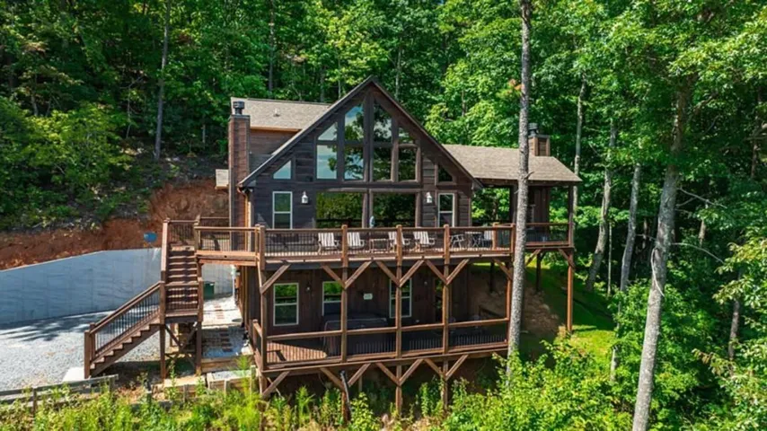 300 Cloudland Trace, Epworth, Georgia 30541