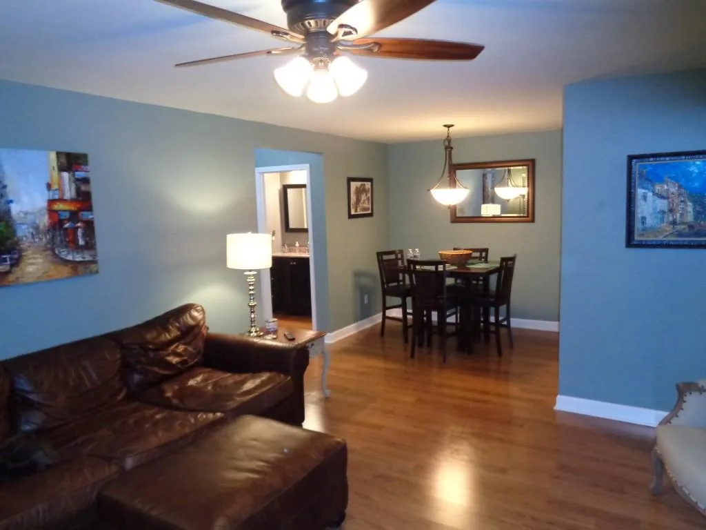 1512 Wingate Way, Sandy Springs, Georgia 30350, 2 Bedrooms Bedrooms, ,2 BathroomsBathrooms,Residential,Sold,1512 Wingate Way,6013528