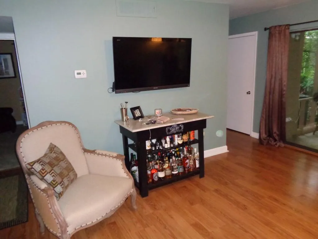 1512 Wingate Way, Sandy Springs, Georgia 30350, 2 Bedrooms Bedrooms, ,2 BathroomsBathrooms,Residential,Sold,1512 Wingate Way,6013528