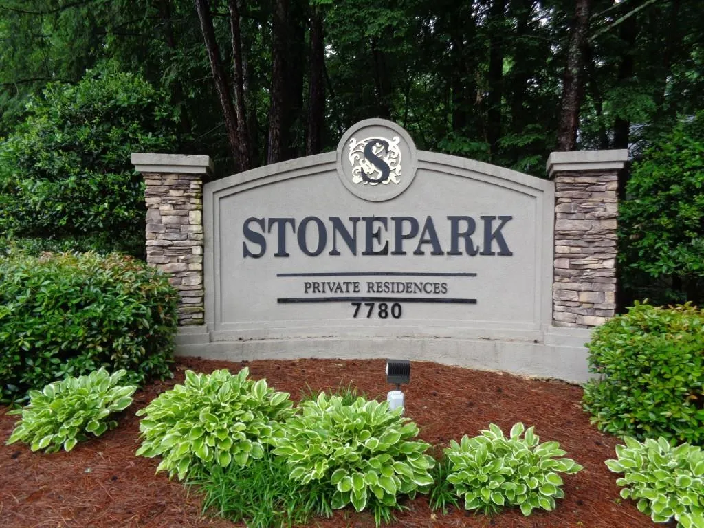 1512 Wingate Way, Sandy Springs, Georgia 30350, 2 Bedrooms Bedrooms, ,2 BathroomsBathrooms,Residential,Sold,1512 Wingate Way,6013528