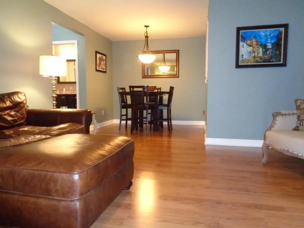 1512 Wingate Way, Sandy Springs, Georgia 30350, 2 Bedrooms Bedrooms, ,2 BathroomsBathrooms,Residential,Sold,1512 Wingate Way,6013528