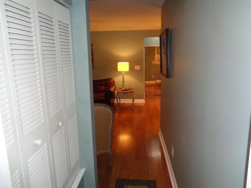 1512 Wingate Way, Sandy Springs, Georgia 30350, 2 Bedrooms Bedrooms, ,2 BathroomsBathrooms,Residential,Sold,1512 Wingate Way,6013528