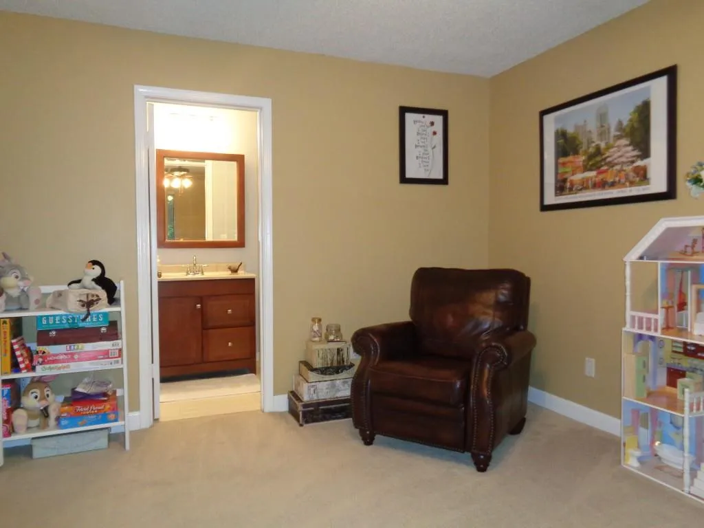 1512 Wingate Way, Sandy Springs, Georgia 30350, 2 Bedrooms Bedrooms, ,2 BathroomsBathrooms,Residential,Sold,1512 Wingate Way,6013528