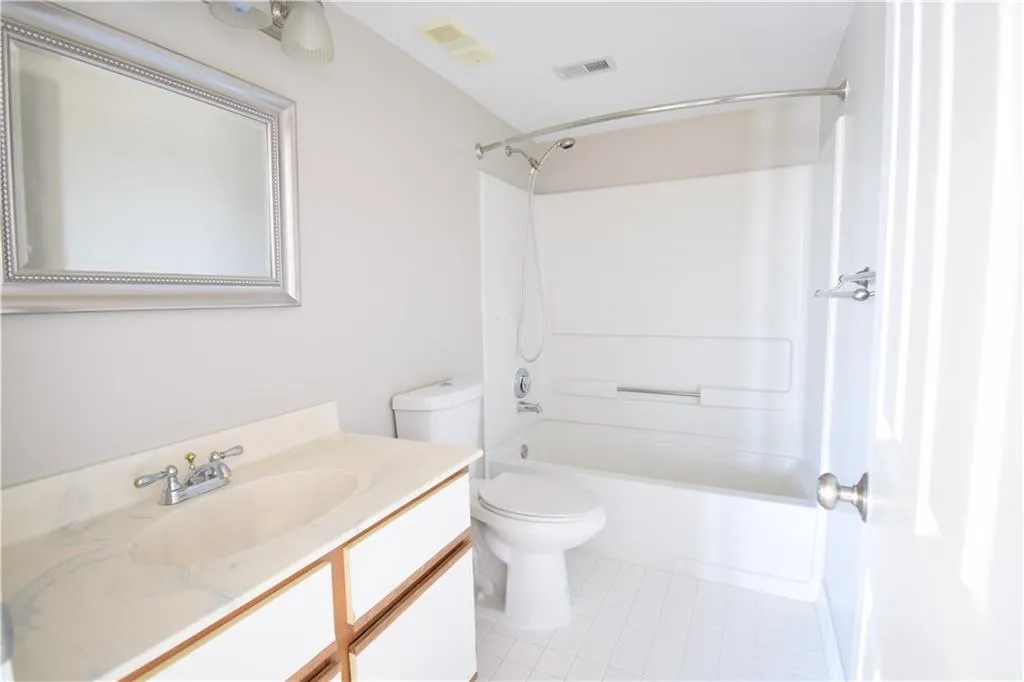 795 Hammond Drive Unit 1113, Sandy Springs, Georgia 30328, 2 Bedrooms Bedrooms, ,2 BathroomsBathrooms,Residential,Sold,795 Hammond Drive Unit 1113,5972247