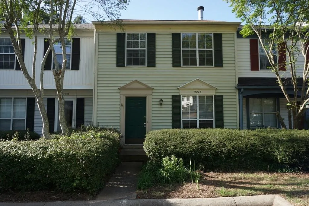 2205 Queen Anne Court Unit 2205, Atlanta, Georgia 30350, 2 Bedrooms Bedrooms, ,2 BathroomsBathrooms,Residential,Sold,2205 Queen Anne Court Unit 2205,5854980
