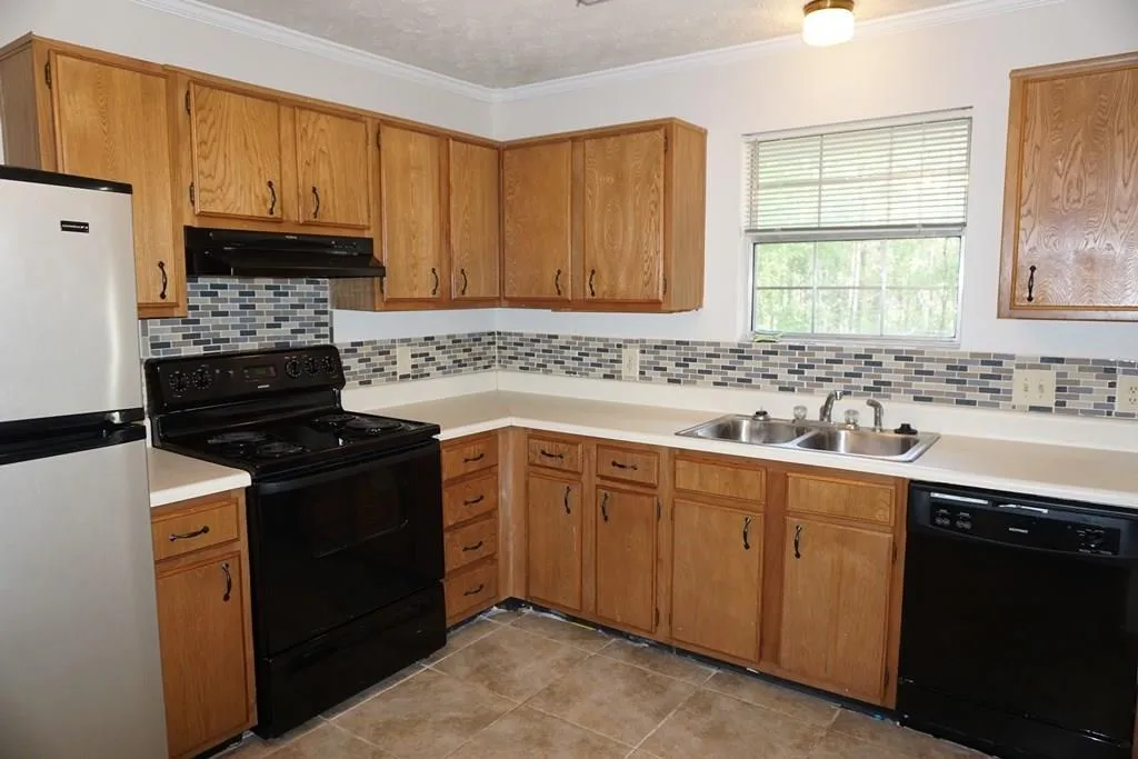 2205 Queen Anne Court Unit 2205, Atlanta, Georgia 30350, 2 Bedrooms Bedrooms, ,2 BathroomsBathrooms,Residential,Sold,2205 Queen Anne Court Unit 2205,5854980