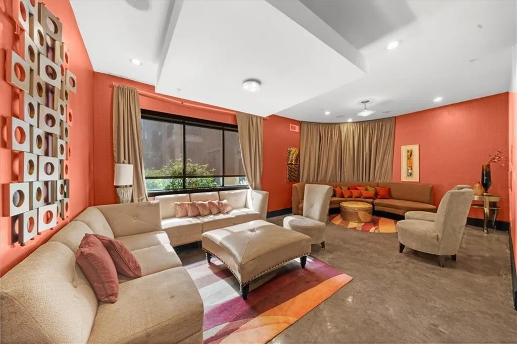 795 Hammond Drive Unit 610, Atlanta, Georgia 30328, 1 Bedroom Bedrooms, ,1 BathroomBathrooms,Residential,For Sale,795 Hammond Drive Unit 610,7669733