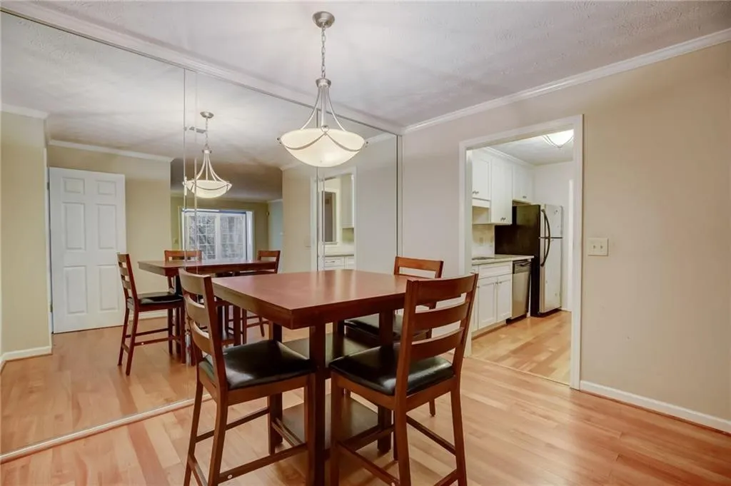 1605 Gettysburg Place Unit 1605, Sandy Springs, Georgia 30350, 2 Bedrooms Bedrooms, ,2 BathroomsBathrooms,Residential,Sold,1605 Gettysburg Place Unit 1605,7254308