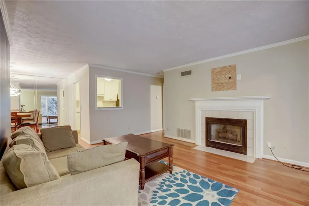 1605 Gettysburg Place Unit 1605, Sandy Springs, Georgia 30350, 2 Bedrooms Bedrooms, ,2 BathroomsBathrooms,Residential,Sold,1605 Gettysburg Place Unit 1605,7254308