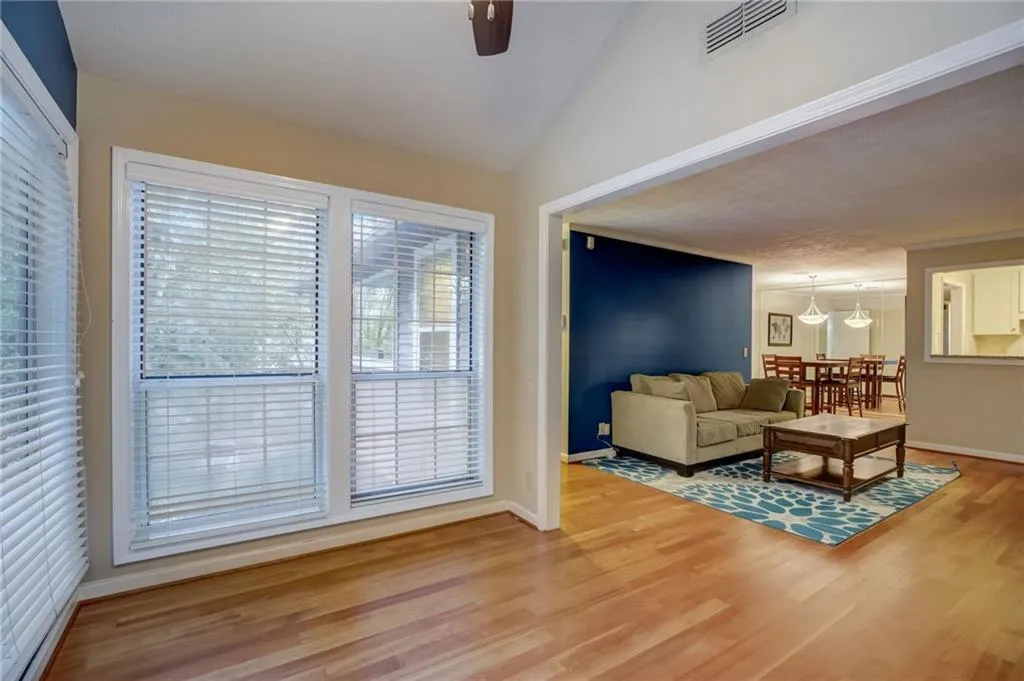 1605 Gettysburg Place Unit 1605, Sandy Springs, Georgia 30350, 2 Bedrooms Bedrooms, ,2 BathroomsBathrooms,Residential,Sold,1605 Gettysburg Place Unit 1605,7254308