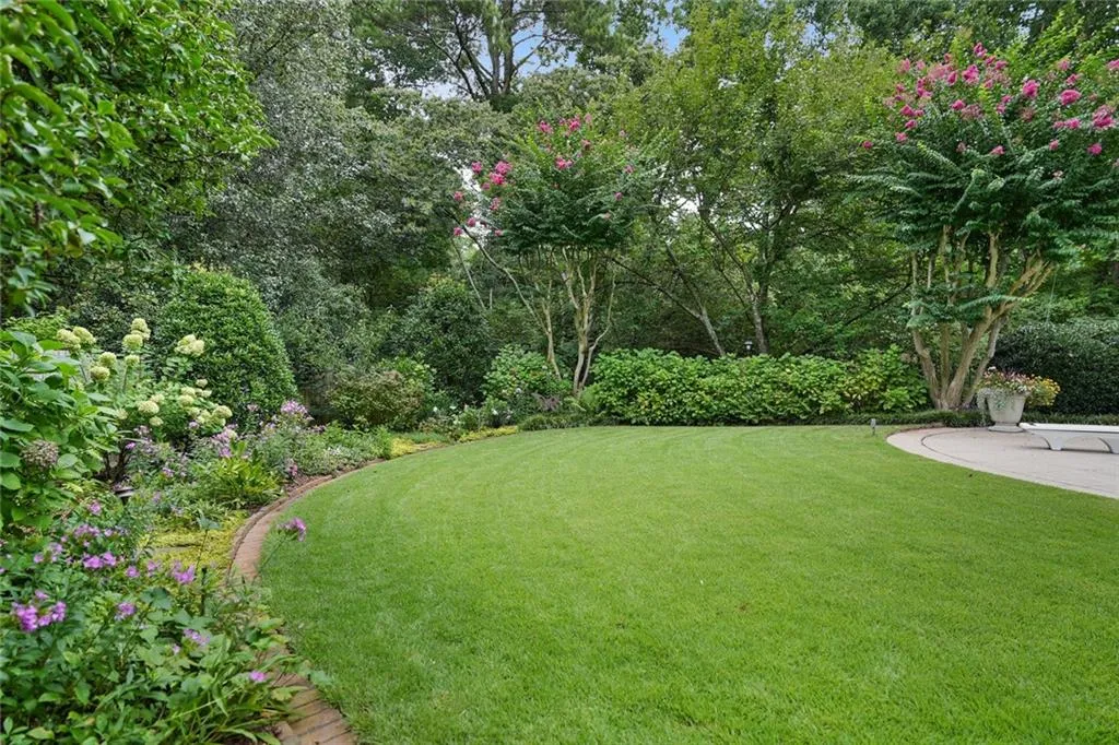 299 Glencastle Drive, Sandy Springs, Georgia 30327, 5 Bedrooms Bedrooms, ,4 BathroomsBathrooms,Residential,Sold,299 Glencastle Drive,7095068 299 Glencastle Drive, Sandy Springs, Georgia 30327, 5 Bedrooms Bedrooms, ,4 BathroomsBathrooms,Residential,Sold,299 Glencastle Drive,7095068