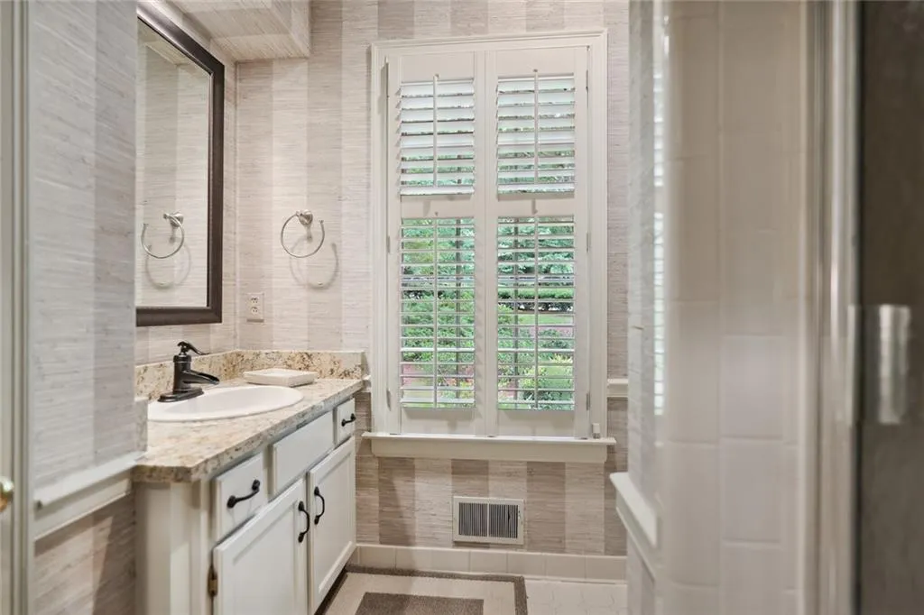 299 Glencastle Drive, Sandy Springs, Georgia 30327, 5 Bedrooms Bedrooms, ,4 BathroomsBathrooms,Residential,Sold,299 Glencastle Drive,7095068 299 Glencastle Drive, Sandy Springs, Georgia 30327, 5 Bedrooms Bedrooms, ,4 BathroomsBathrooms,Residential,Sold,299 Glencastle Drive,7095068