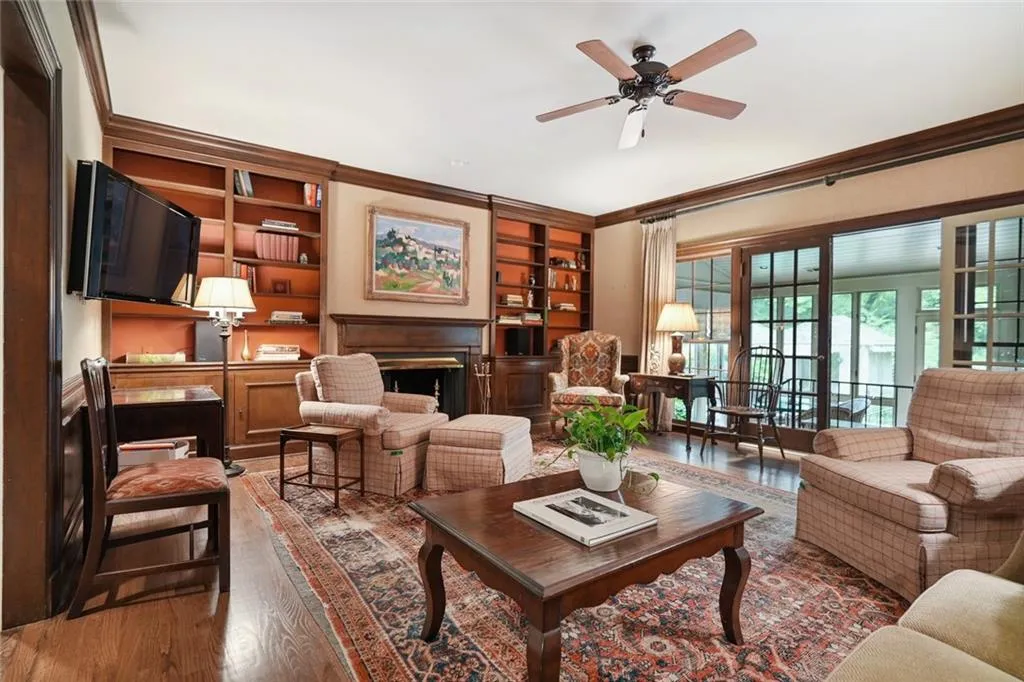 299 Glencastle Drive, Sandy Springs, Georgia 30327, 5 Bedrooms Bedrooms, ,4 BathroomsBathrooms,Residential,Sold,299 Glencastle Drive,7095068 299 Glencastle Drive, Sandy Springs, Georgia 30327, 5 Bedrooms Bedrooms, ,4 BathroomsBathrooms,Residential,Sold,299 Glencastle Drive,7095068