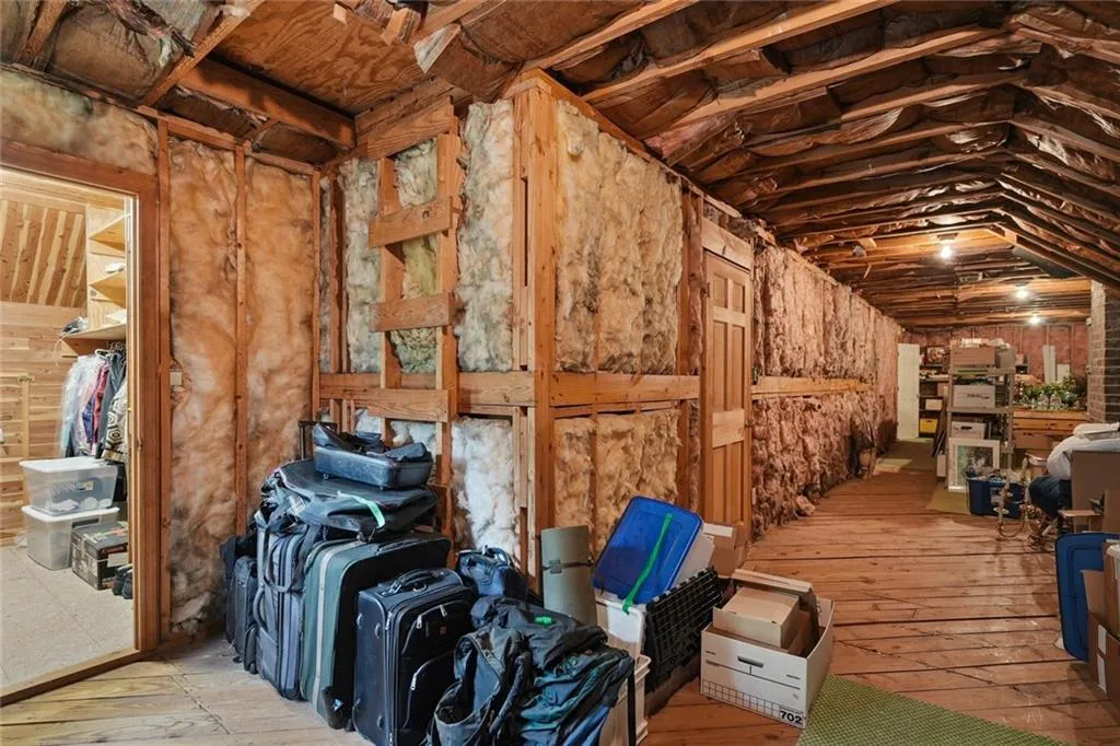 299 Glencastle Drive, Sandy Springs, Georgia 30327, 5 Bedrooms Bedrooms, ,4 BathroomsBathrooms,Residential,Sold,299 Glencastle Drive,7095068 299 Glencastle Drive, Sandy Springs, Georgia 30327, 5 Bedrooms Bedrooms, ,4 BathroomsBathrooms,Residential,Sold,299 Glencastle Drive,7095068