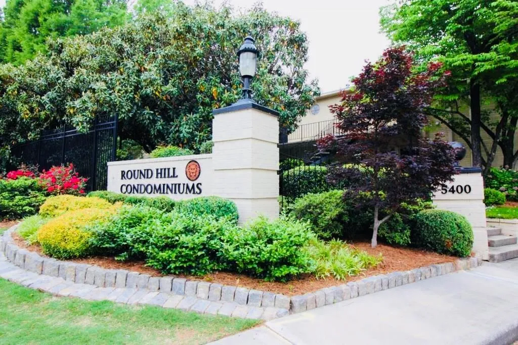 5400 Roswell Road Unit A6, Atlanta, Georgia 30342, 2 Bedrooms Bedrooms, ,1 BathroomBathrooms,Residential,Sold,5400 Roswell Road Unit A6,5963804