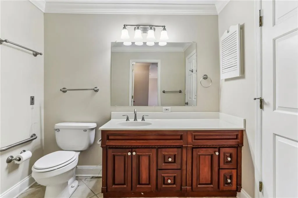 300 Johnson Ferry Road Ne Unit A811, Atlanta, Georgia 30328, 1 Bedroom Bedrooms, ,1 BathroomBathrooms,Residential,For Sale,300 Johnson Ferry Road Ne Unit A811,7658371