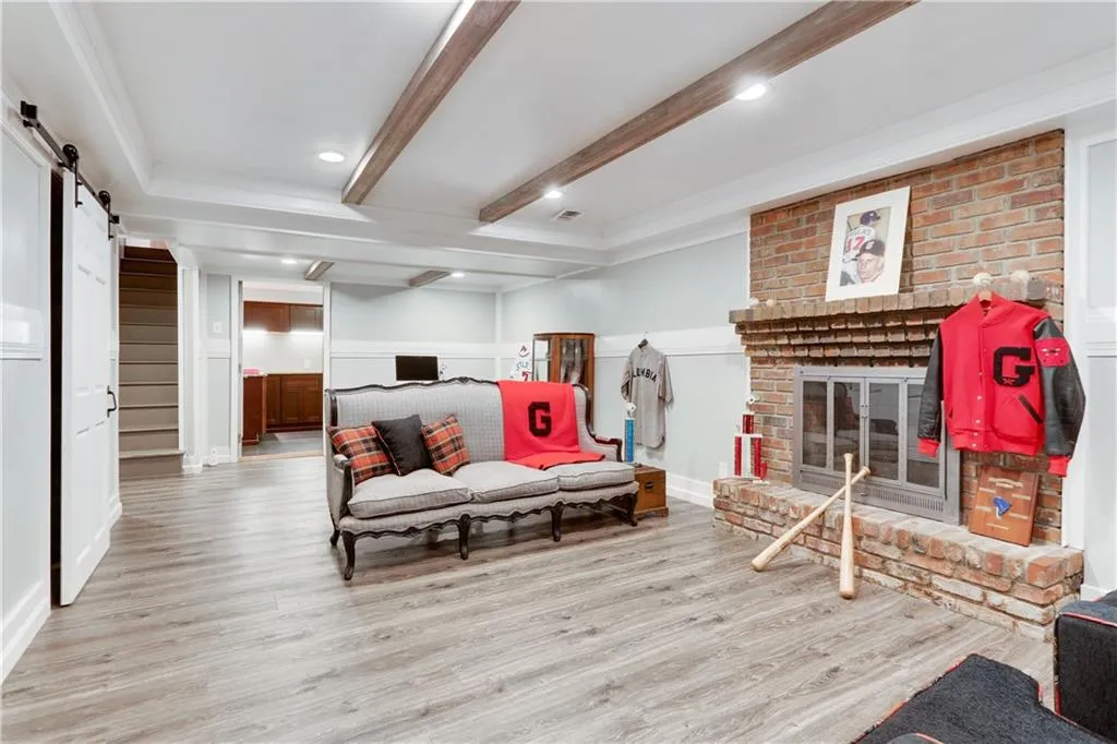 5855 Brookgreen Road, Sandy Springs, Georgia 30328, 4 Bedrooms Bedrooms, ,3 BathroomsBathrooms,Residential,Sold,5855 Brookgreen Road,6798626