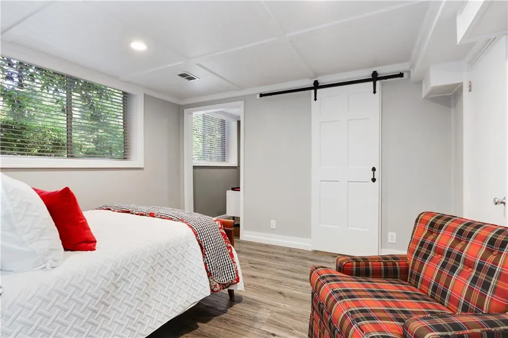 5855 Brookgreen Road, Sandy Springs, Georgia 30328, 4 Bedrooms Bedrooms, ,3 BathroomsBathrooms,Residential,Sold,5855 Brookgreen Road,6798626