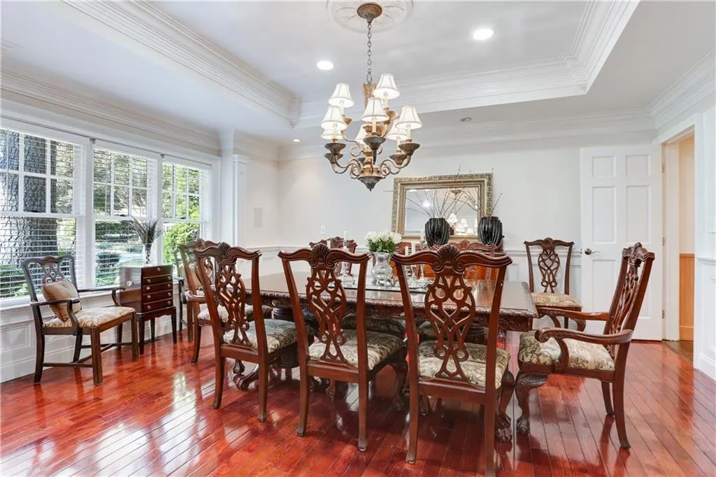 5855 Brookgreen Road, Sandy Springs, Georgia 30328, 4 Bedrooms Bedrooms, ,3 BathroomsBathrooms,Residential,Sold,5855 Brookgreen Road,6798626