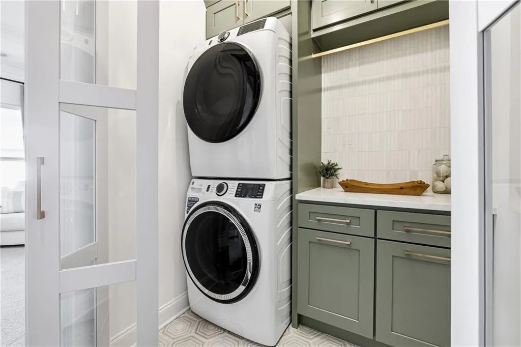New Completely Custom Redesigned Laundry!