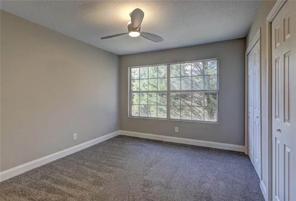 6980 Roswell Road Unit A6, Sandy Springs, Georgia 30328, 3 Bedrooms Bedrooms, ,2 BathroomsBathrooms,Residential,Sold,6980 Roswell Road Unit A6,7149428